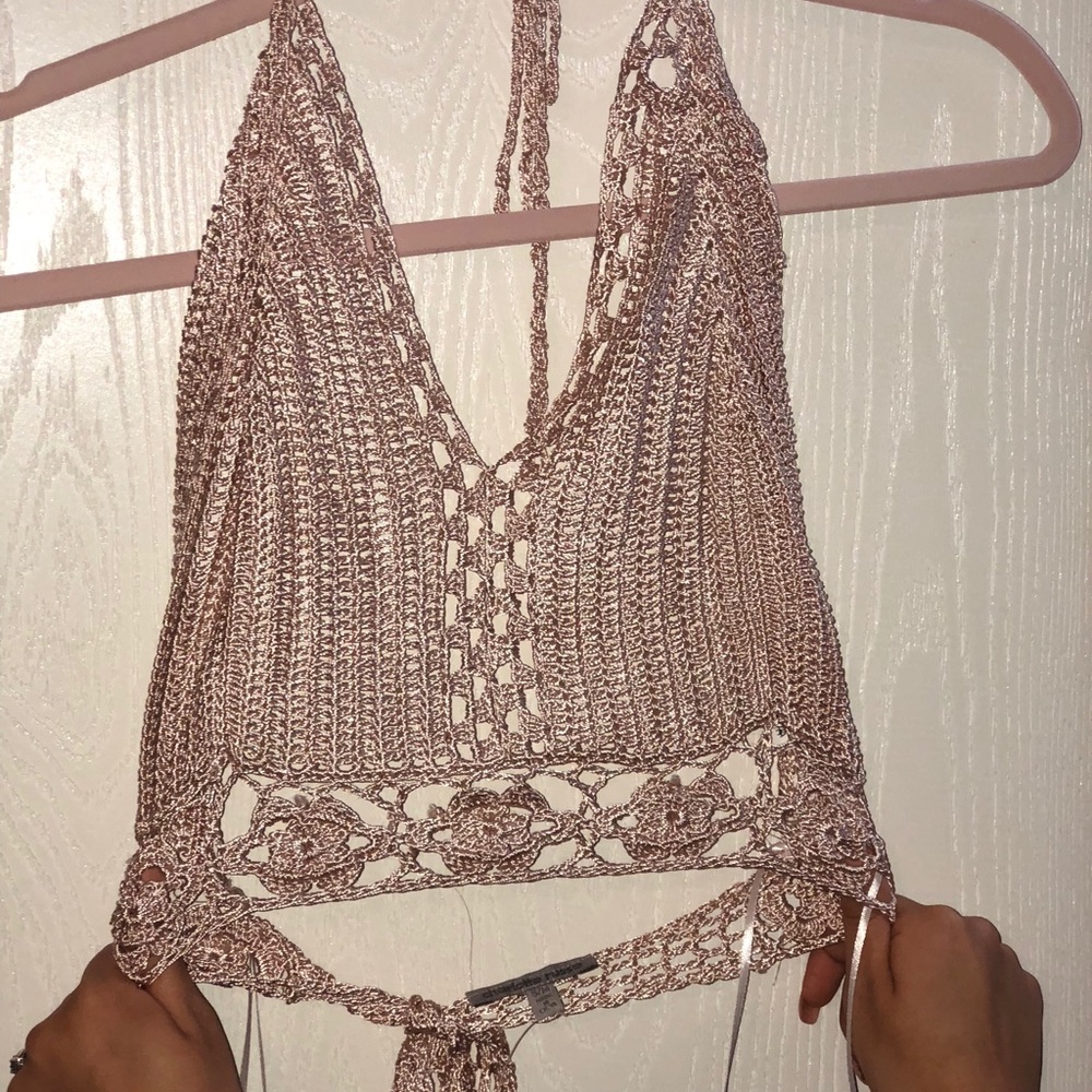 Halter crop top